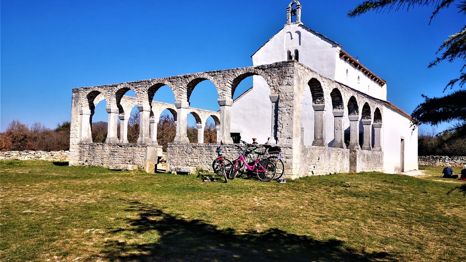Sv. Foška - sakralni spomenici Istre